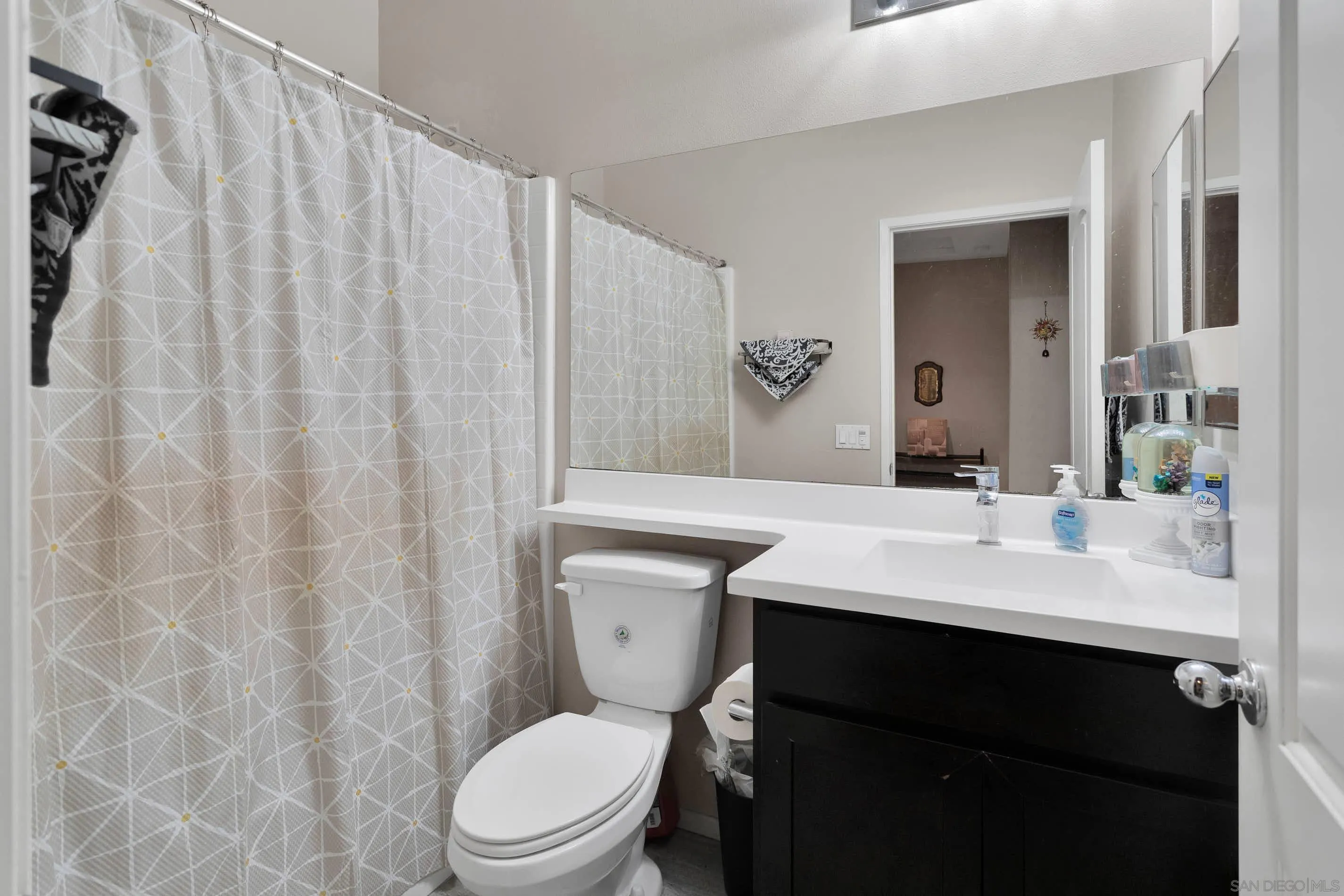 13344 Luna Road Victorville, CA 92392 - Photo 23 of 32 Gallery Image 23