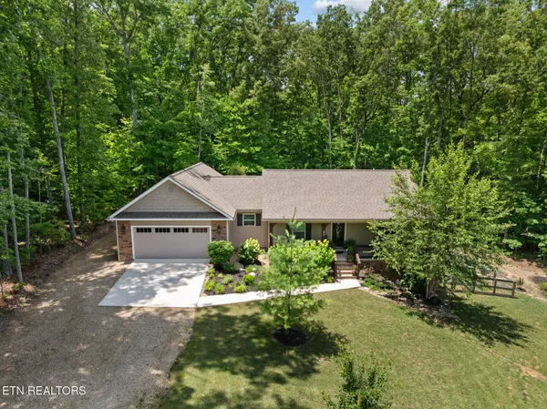 $469,900 | 4117 Chica Road, Crossville, TN 38572