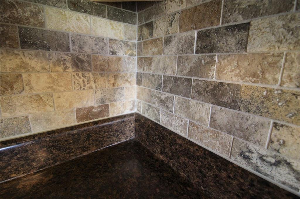 308 Georgetown Road Canonsburg, PA 15317 - Photo 8 of 24 Check out this beautiful stone subway tiled back splash in the kitchen