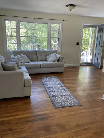 $2,300 | 406 Avondale Drive, Nashville, TN 37206