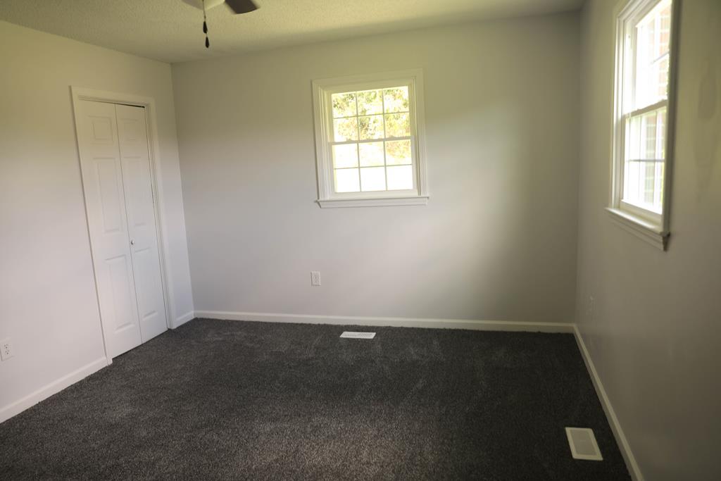 10089 Island Road Bristol, VA 24202 - Photo 48 of 49 Gallery Image 48