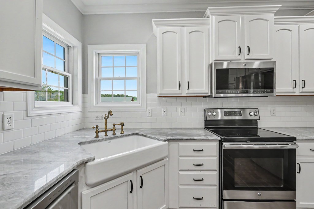 467 Reese Road Brasstown, NC 28902 - Photo 18 of 82