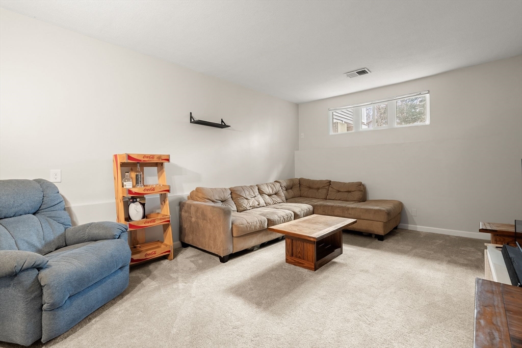 255 North Road, Unit 31 Chelmsford, MA 01824 - Photo 31 of 37