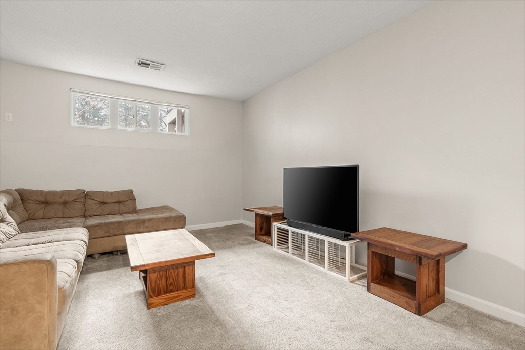 255 North Road, Unit 31 Chelmsford, MA 01824 - Photo 32 of 37