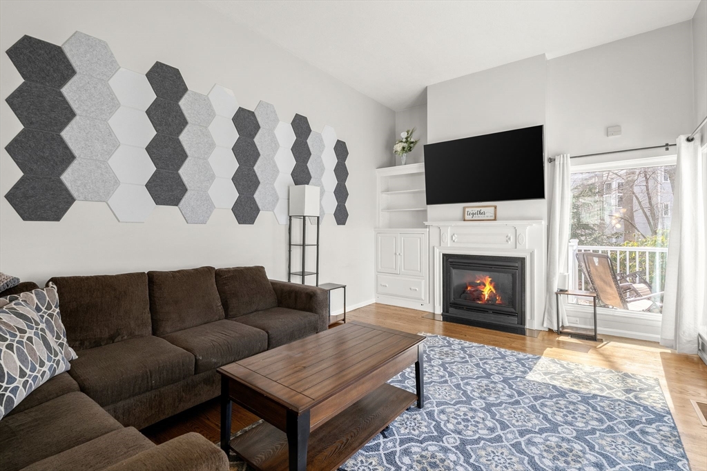 255 North Road, Unit 31 Chelmsford, MA 01824 - Photo 4 of 37