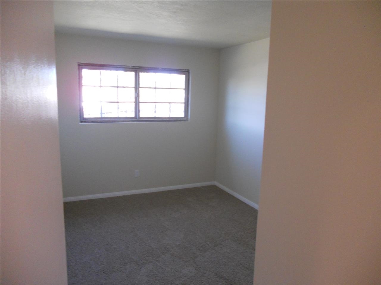 4033 Via Rio Avenue Oceanside, CA 92057 - Photo 11 of 20