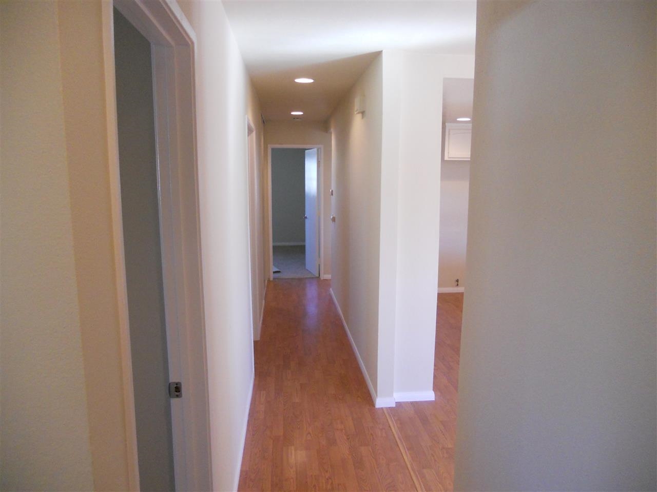 4033 Via Rio Avenue Oceanside, CA 92057 - Photo 10 of 20