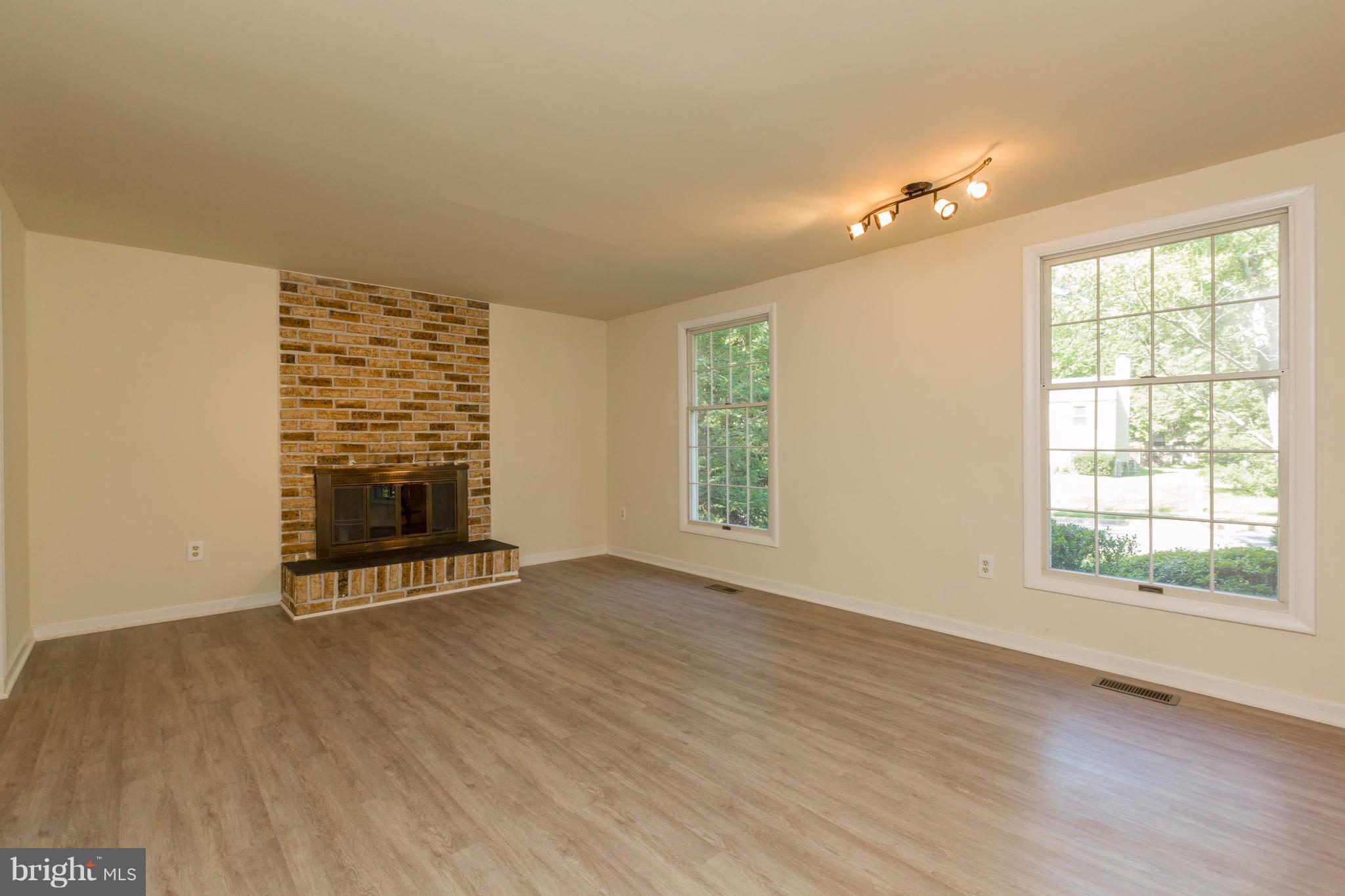 4119 Paran Road Randallstown, MD 21133 - Photo 6 of 30 Family Room