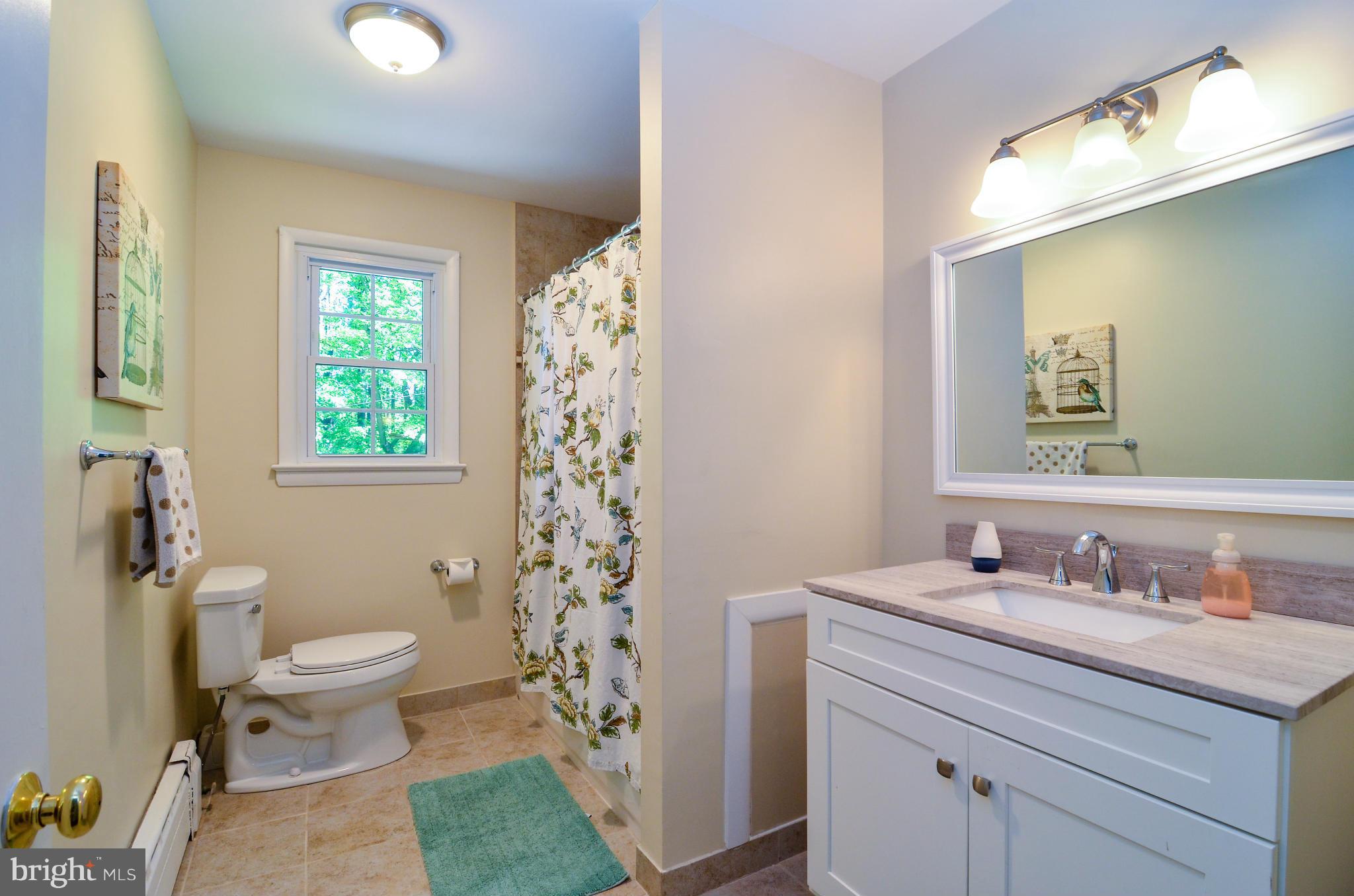 45 Bryants Nursery Road Silver Spring, MD 20905 - Photo 17 of 30 Bath