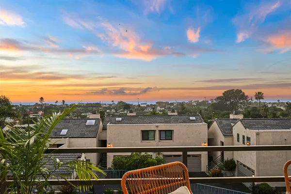 $1,649,000 | 965 Hygeia Avenue, Encinitas, CA 92024