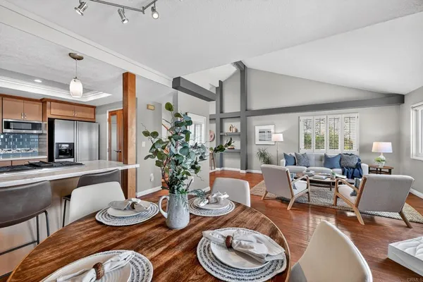 $1,649,000 | 965 Hygeia Avenue, Encinitas, CA 92024