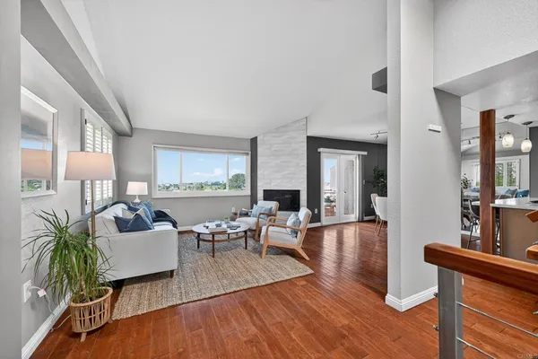 $1,649,000 | 965 Hygeia Avenue, Encinitas, CA 92024