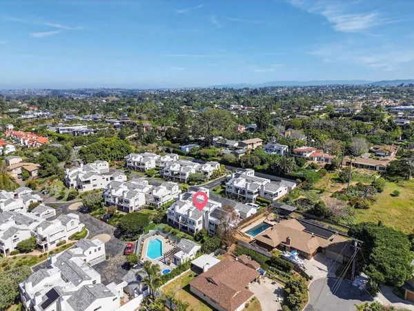 $1,649,000 | 965 Hygeia Avenue, Encinitas, CA 92024