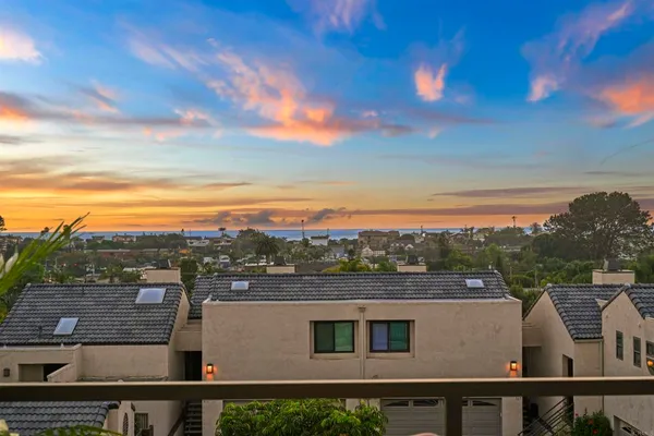 $1,649,000 | 965 Hygeia Avenue, Encinitas, CA 92024