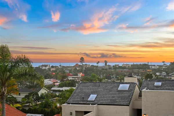 $1,649,000 | 965 Hygeia Avenue, Encinitas, CA 92024