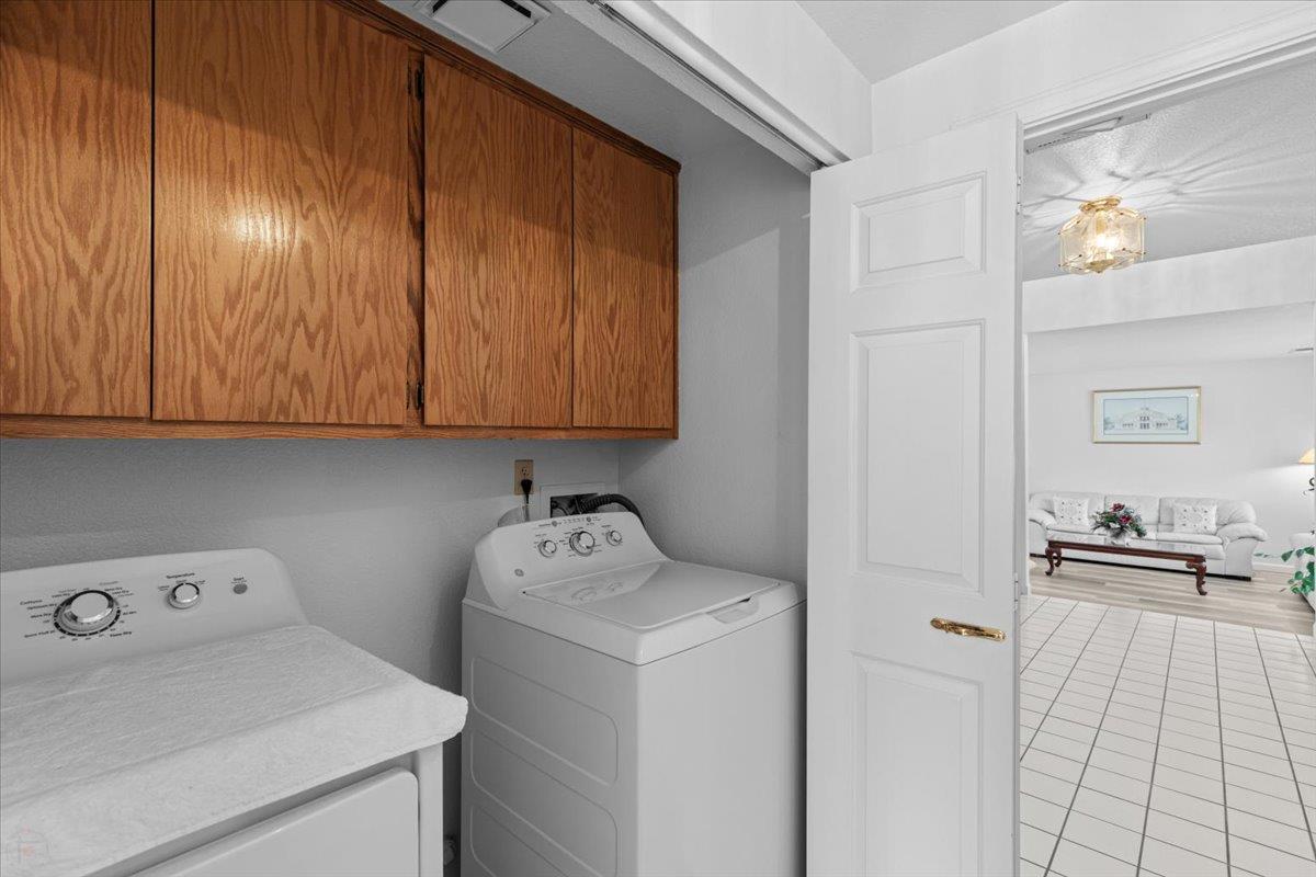 3005 Willetts Way Ceres, CA 95307 - Photo 16 of 29 a view of utility room