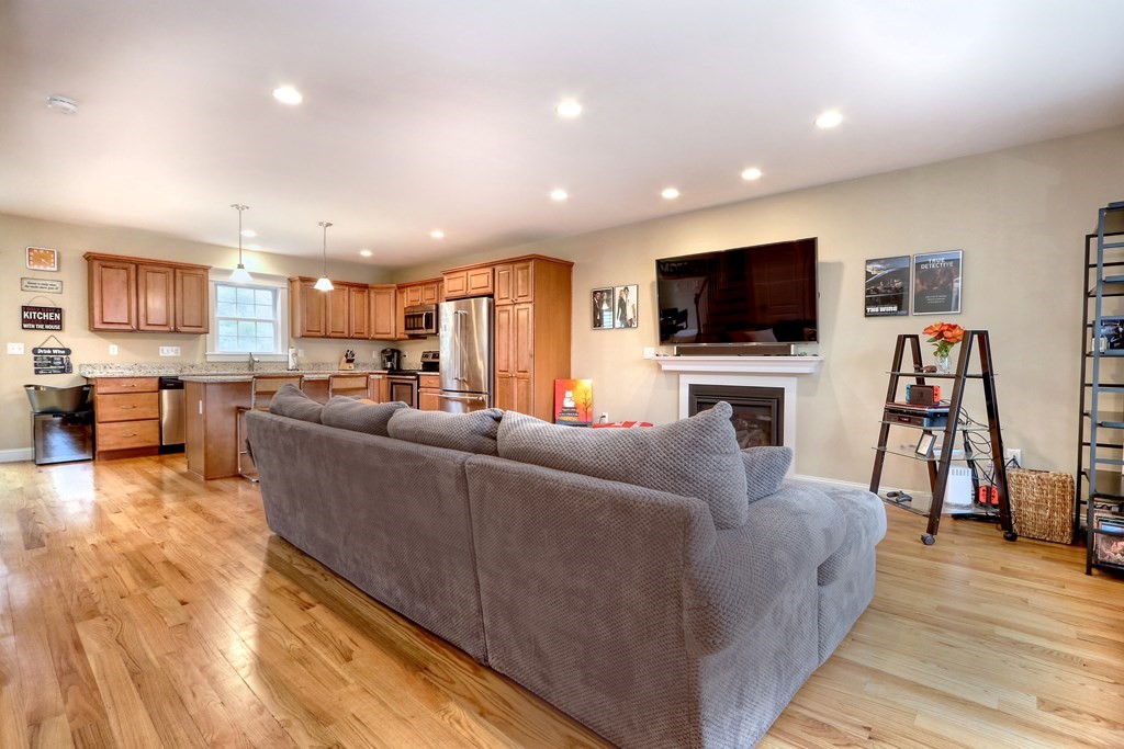100 Turtle Brook Road, Unit 100 Canton, MA 02021 - Photo 2 of 24