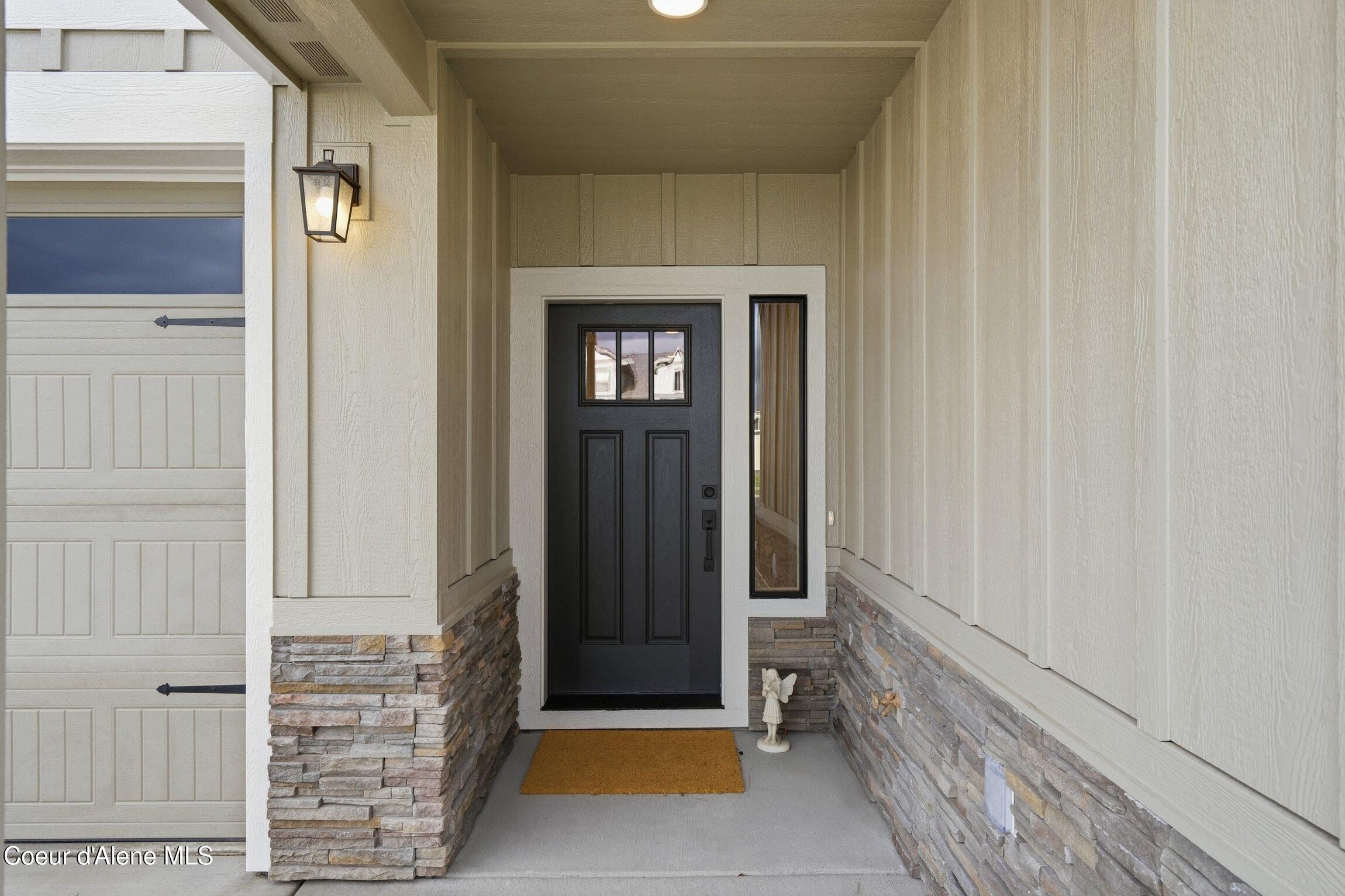 2429 West Victor Loop Coeur D'Alene, ID 83815 - Photo 2 of 35 ed04-2429-W-Victor-Lp_RedHogMedia