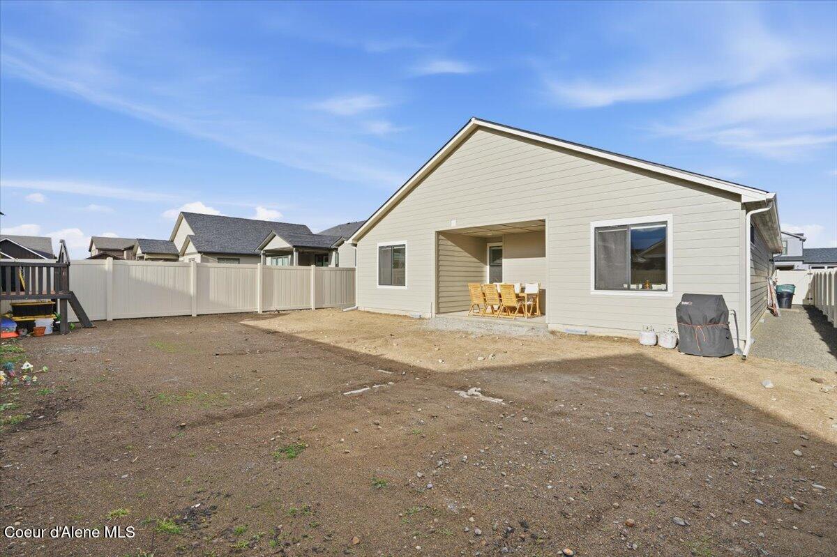 2429 West Victor Loop Coeur D'Alene, ID 83815 - Photo 34 of 35 37-2429 W Victor Lp_RedHogMedia