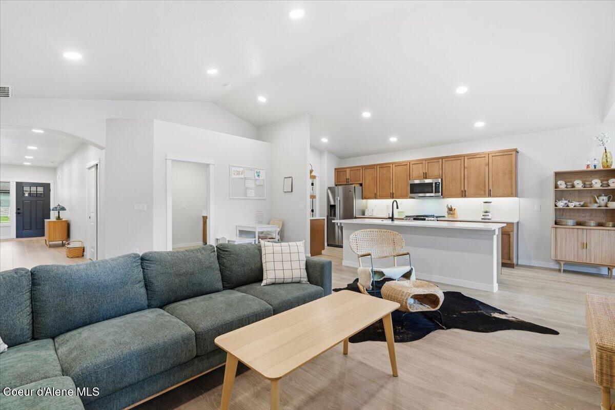 2429 West Victor Loop Coeur D'Alene, ID 83815 - Photo 7 of 35 09-2429 W Victor Lp_RedHogMedia