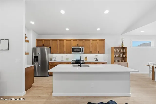 $619,900 | 2429 West Victor Loop, Coeur D'Alene, ID 83815