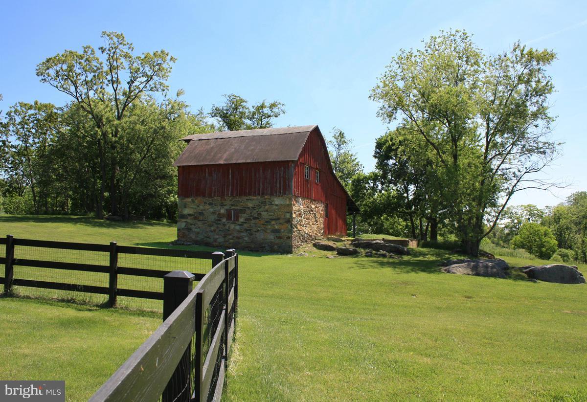 35267 Paxson Road Round Hill, VA 20141 - Photo 2 of 29 STONE BANK BARN