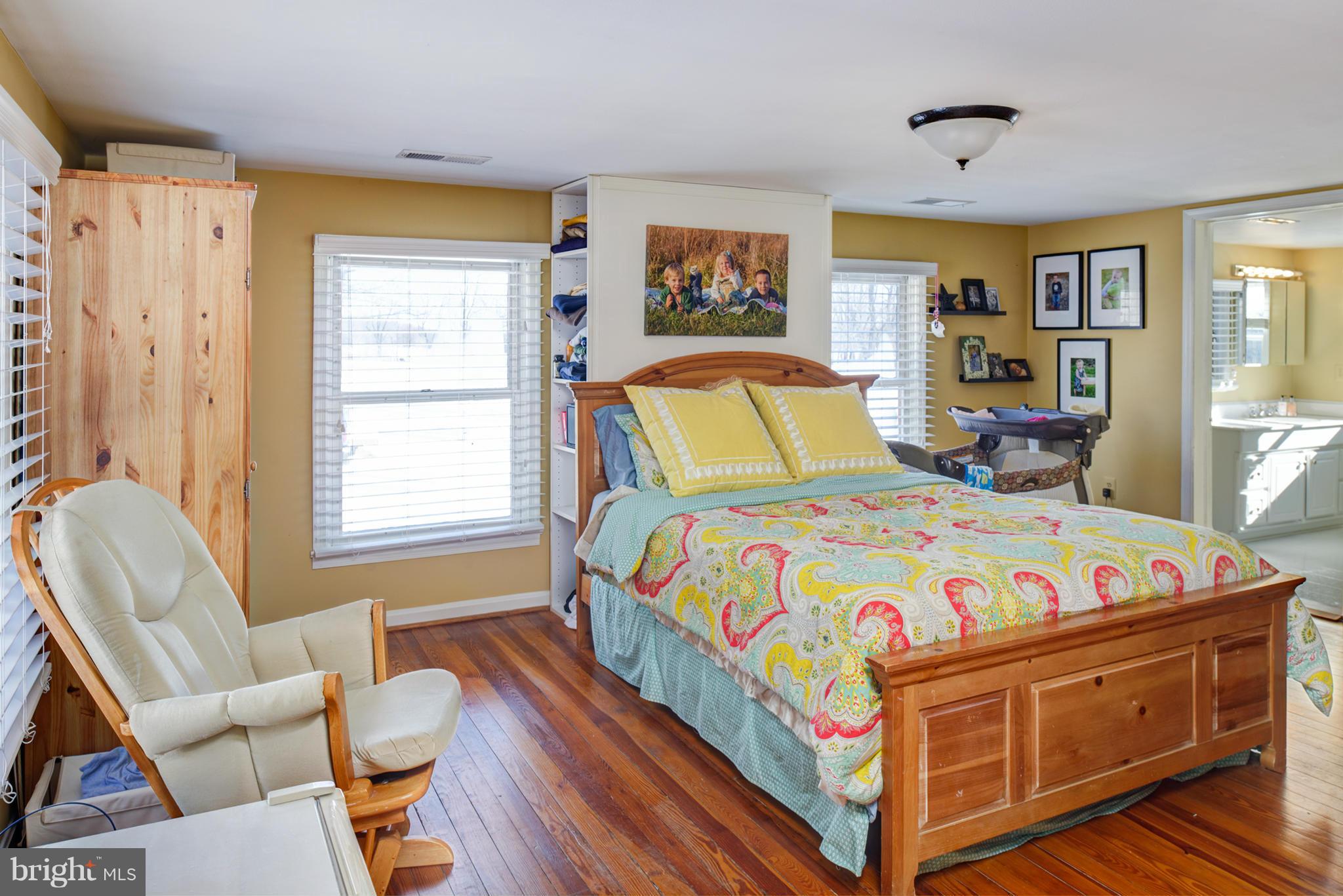 35267 Paxson Road Round Hill, VA 20141 - Photo 14 of 29 MASTER BEDROOM