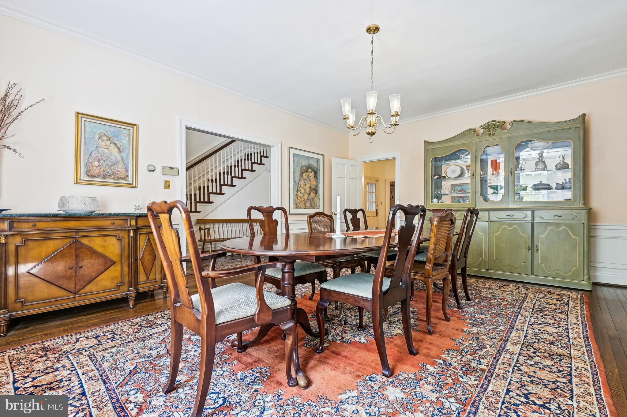 5110 Springlake Way Baltimore, MD 21212 - Photo 11 of 49 Dining room