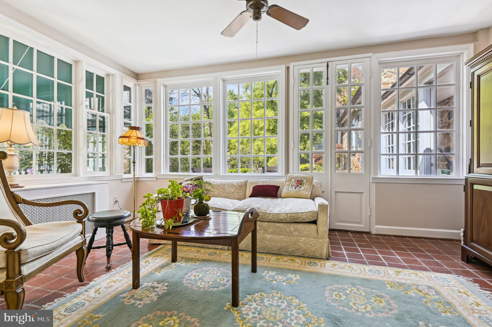 5110 Springlake Way Baltimore, MD 21212 - Photo 17 of 49 Sunroom