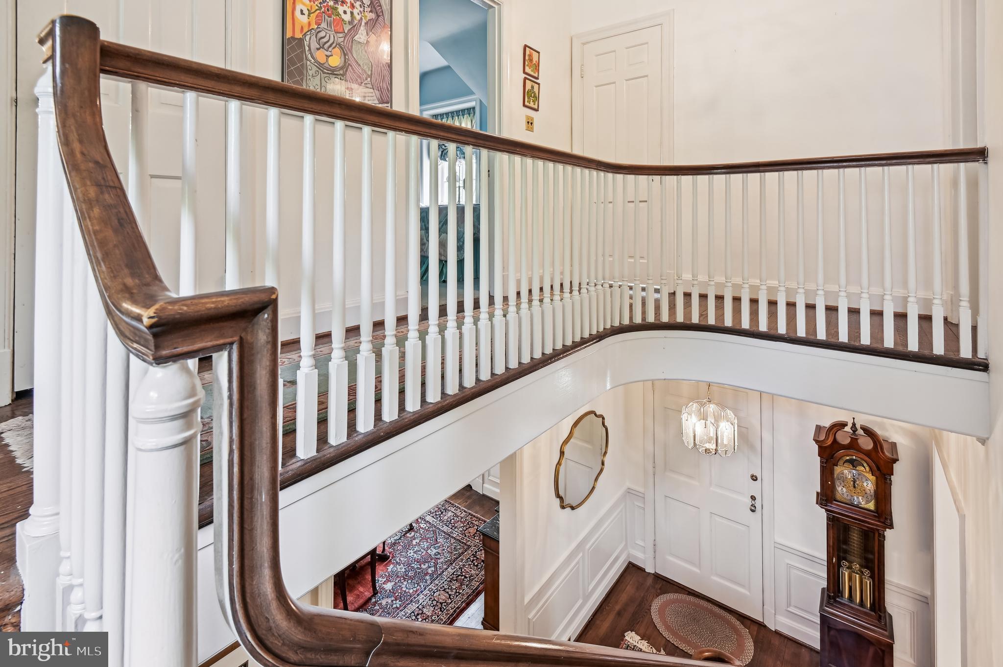 5110 Springlake Way Baltimore, MD 21212 - Photo 33 of 49 Upper level hall