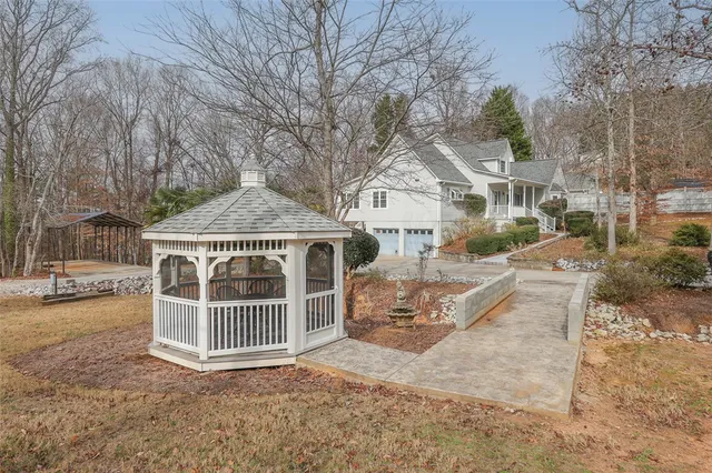 $575,000 | 206 Westwind Harbour Drive, Anderson, SC 29626