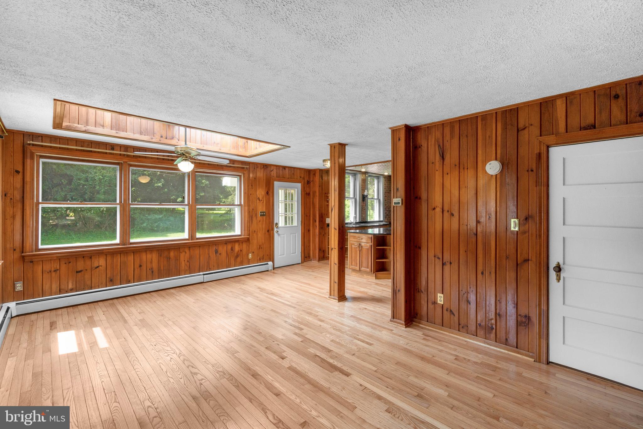 3560 Church Road Ellicott City, MD 21043 - Photo 6 of 35 Family Room