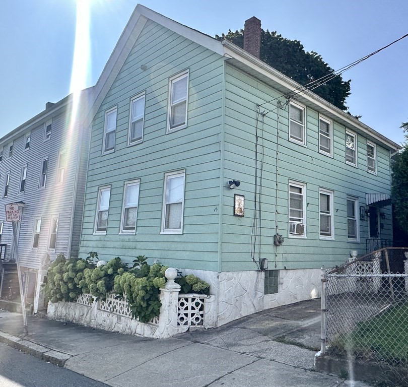 15 Branch Street Fall River, MA 02721 - Photo 2 of 17