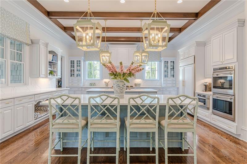 2010 Caladium Way Roswell, GA 30075 - Photo 7 of 71 Gallery Image 7