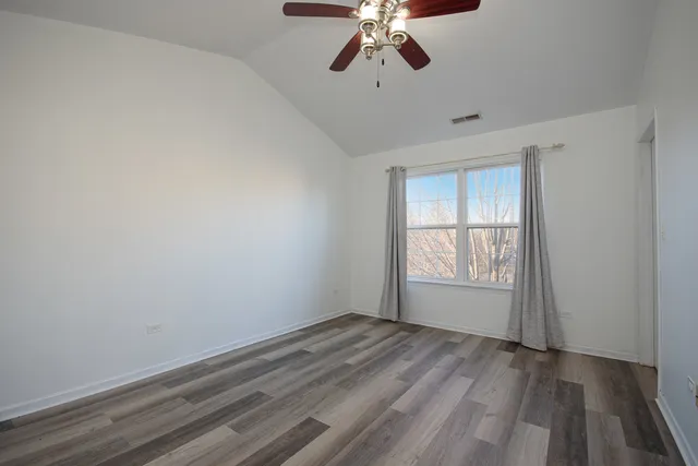 $2,500 | 2976 White Thorn Circle, Naperville, IL 60564