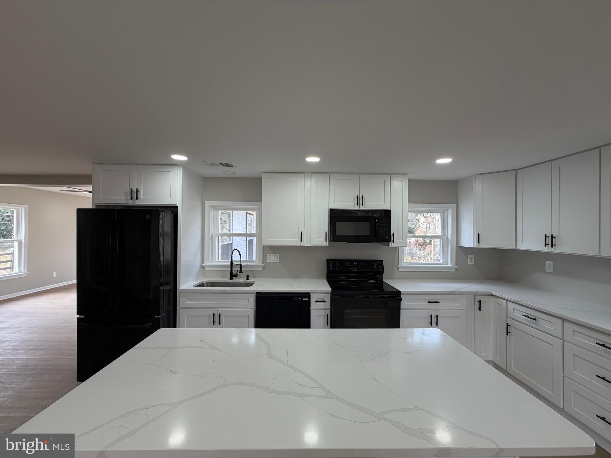 114 Birch Road Stevensville, MD 21666 - Photo 17 of 52 Huge Kitchen Island w/ Quartz Countertops!