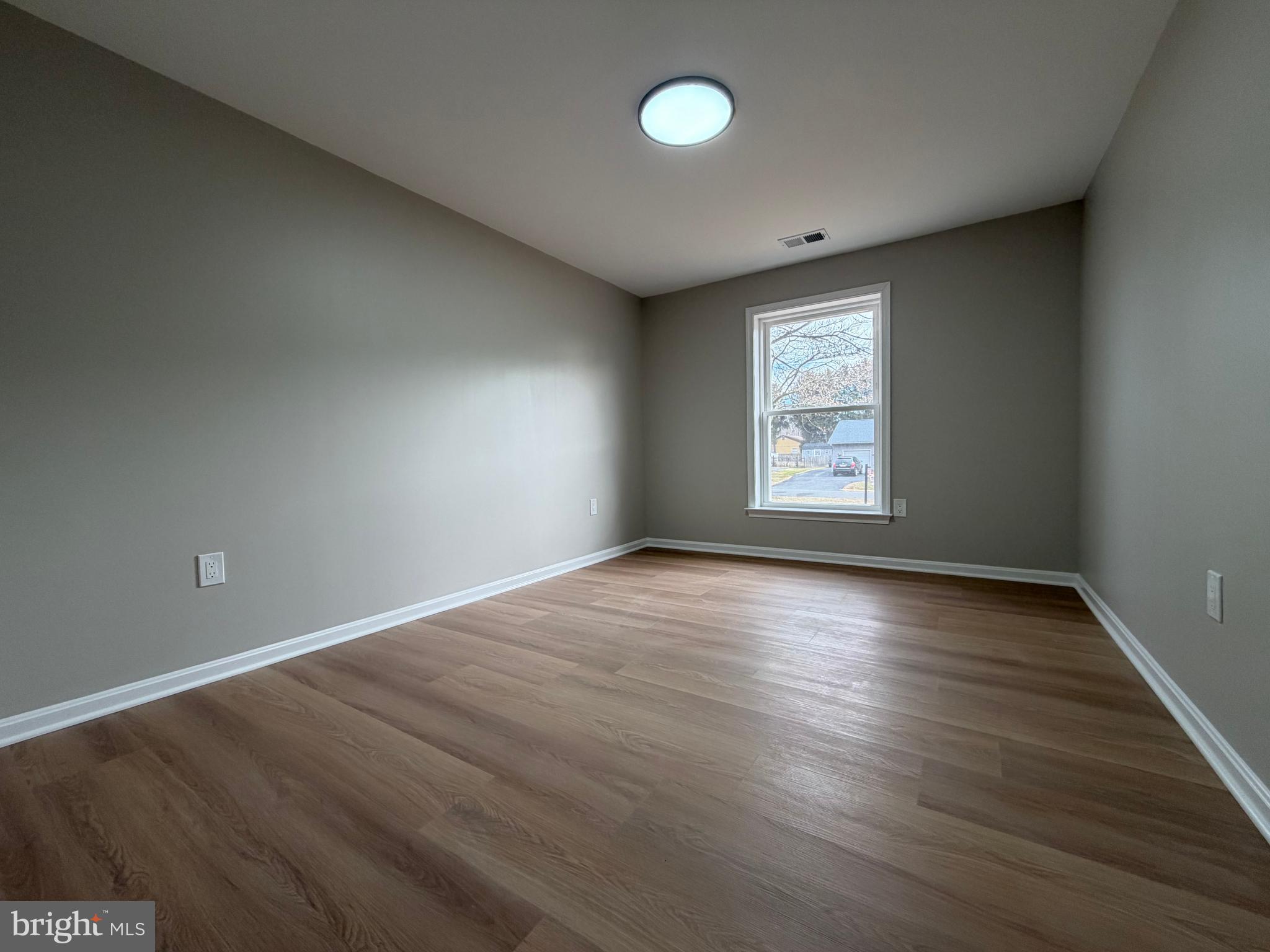 114 Birch Road Stevensville, MD 21666 - Photo 27 of 53 Bedroom