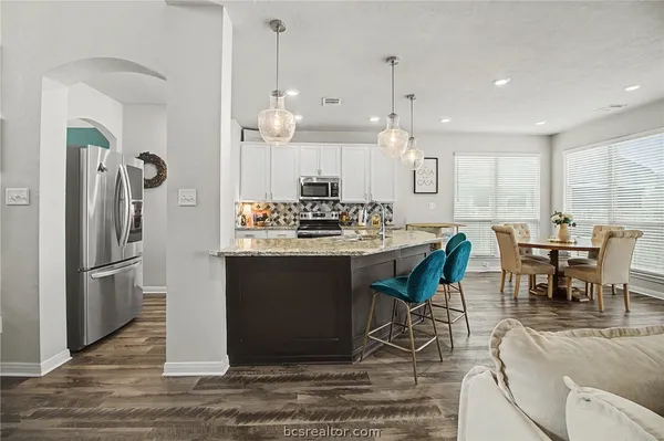 $395,000 | 2111 Markley Drive, Bryan, TX 77807