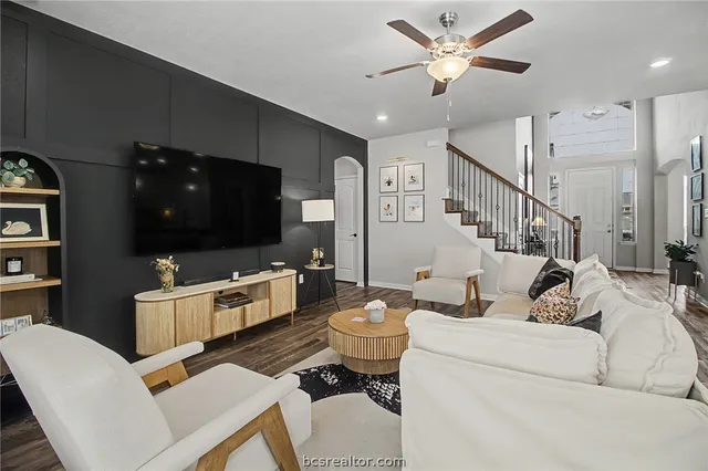 $410,000 | 2111 Markley Drive, Bryan, TX 77807