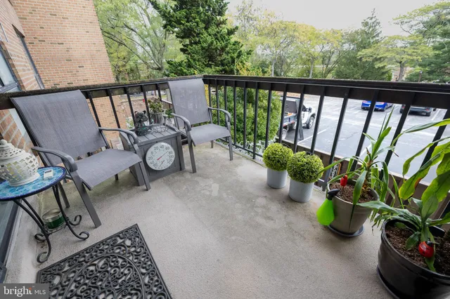 $269,900 | 1680 Huntingdon Pike, Unit 210, Huntingdon Valley, PA 19006