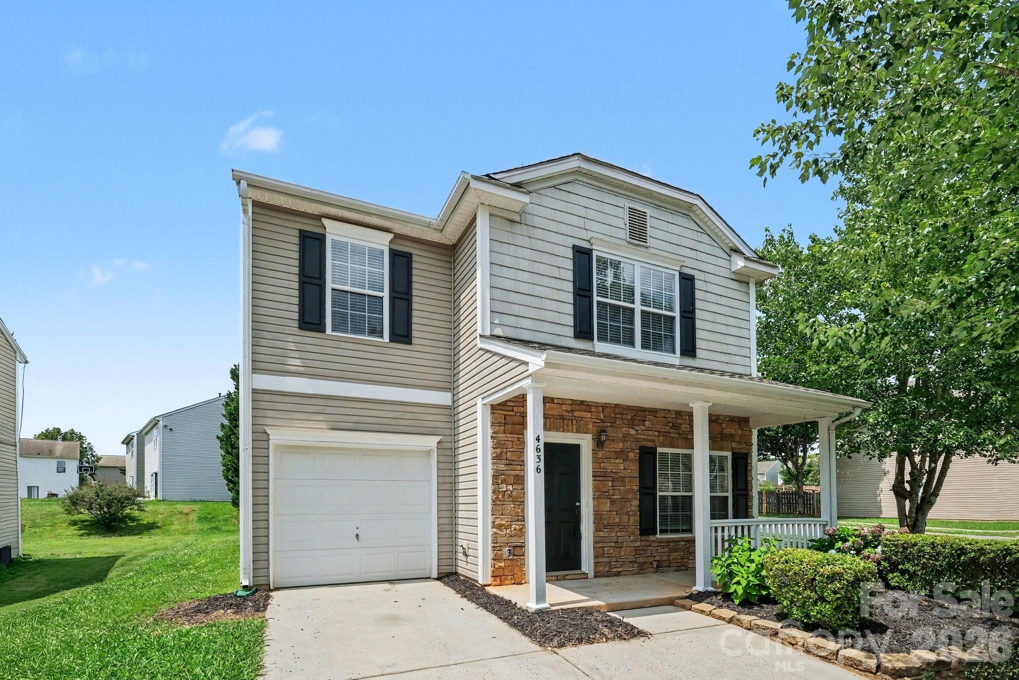 4636 Meadowfield Road Charlotte, NC 28215 - Photo 3 of 29 Gallery Image 3