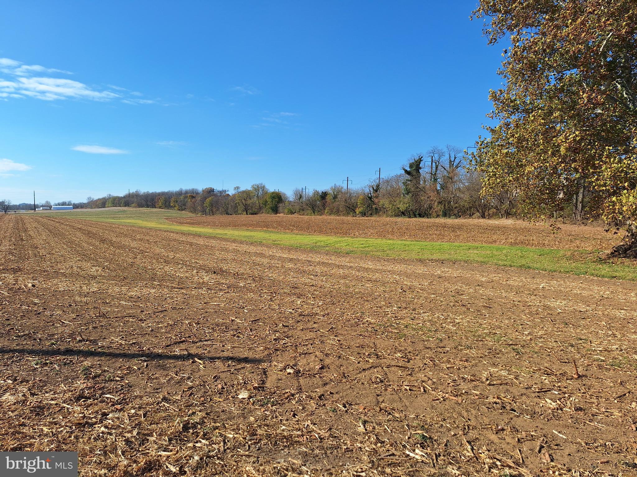 12 South Kinzer Road Paradise, PA 17562 - Photo 8 of 9 a view of an ocean and beach