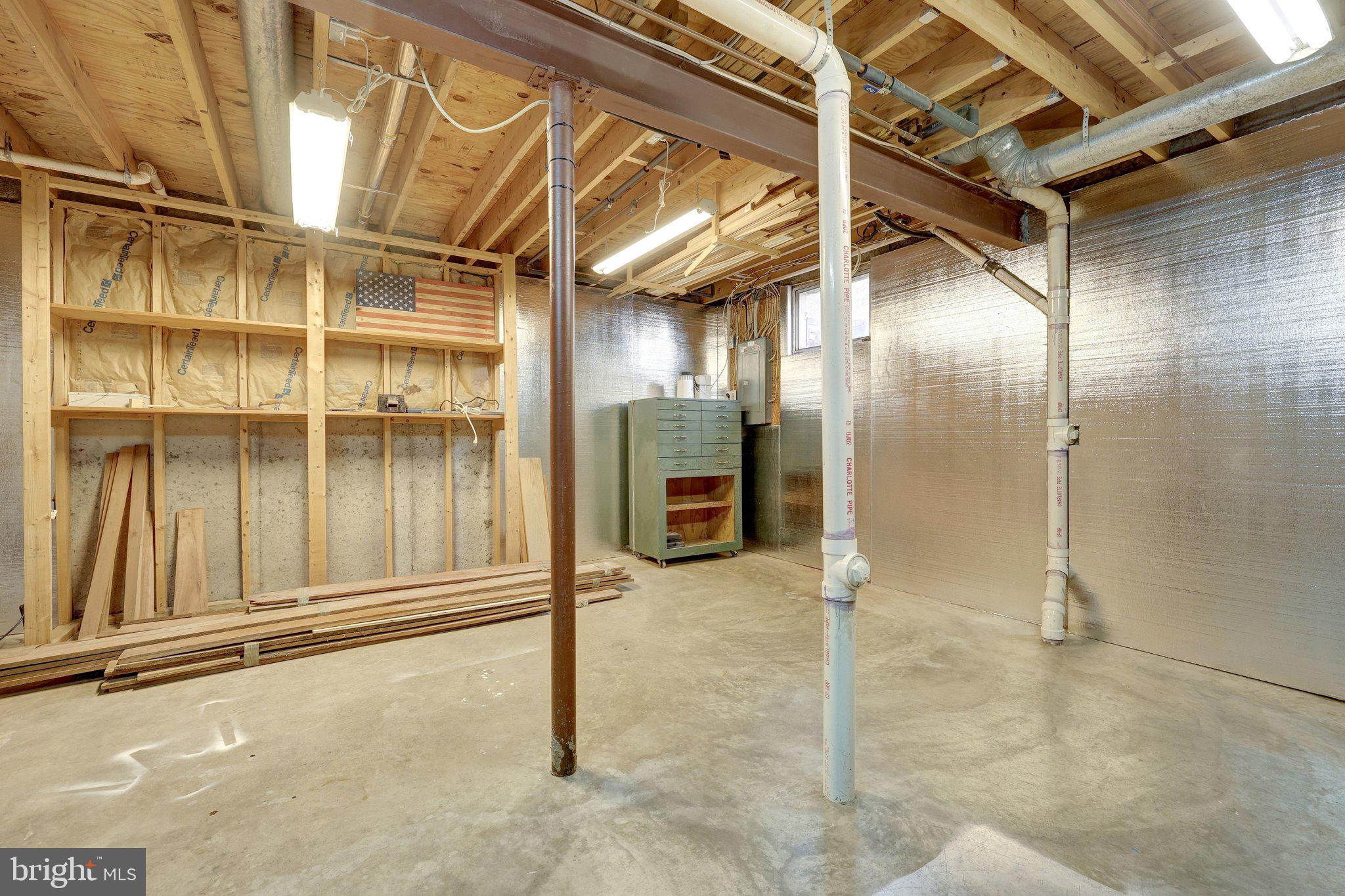 21039 Barcroft Way Sterling, VA 20164 - Photo 48 of 63 a view of an empty room