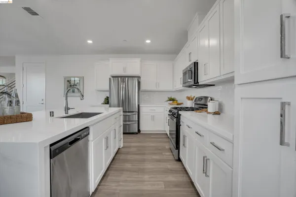 $699,000 | 2404 Indigo Drive, Fairfield, CA 94533