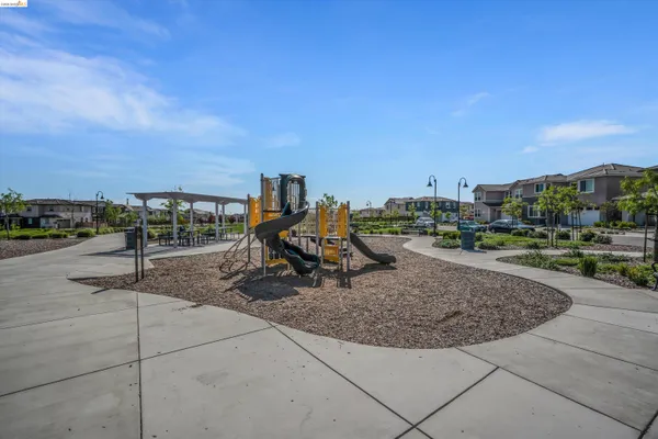 $699,000 | 2404 Indigo Drive, Fairfield, CA 94533