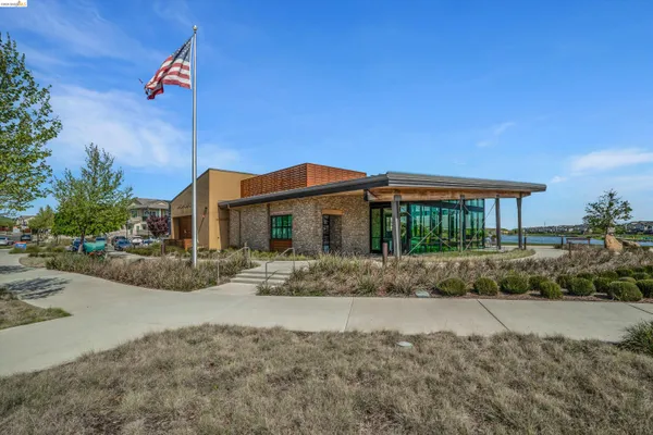 $699,000 | 2404 Indigo Drive, Fairfield, CA 94533