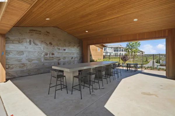 $699,000 | 2404 Indigo Drive, Fairfield, CA 94533