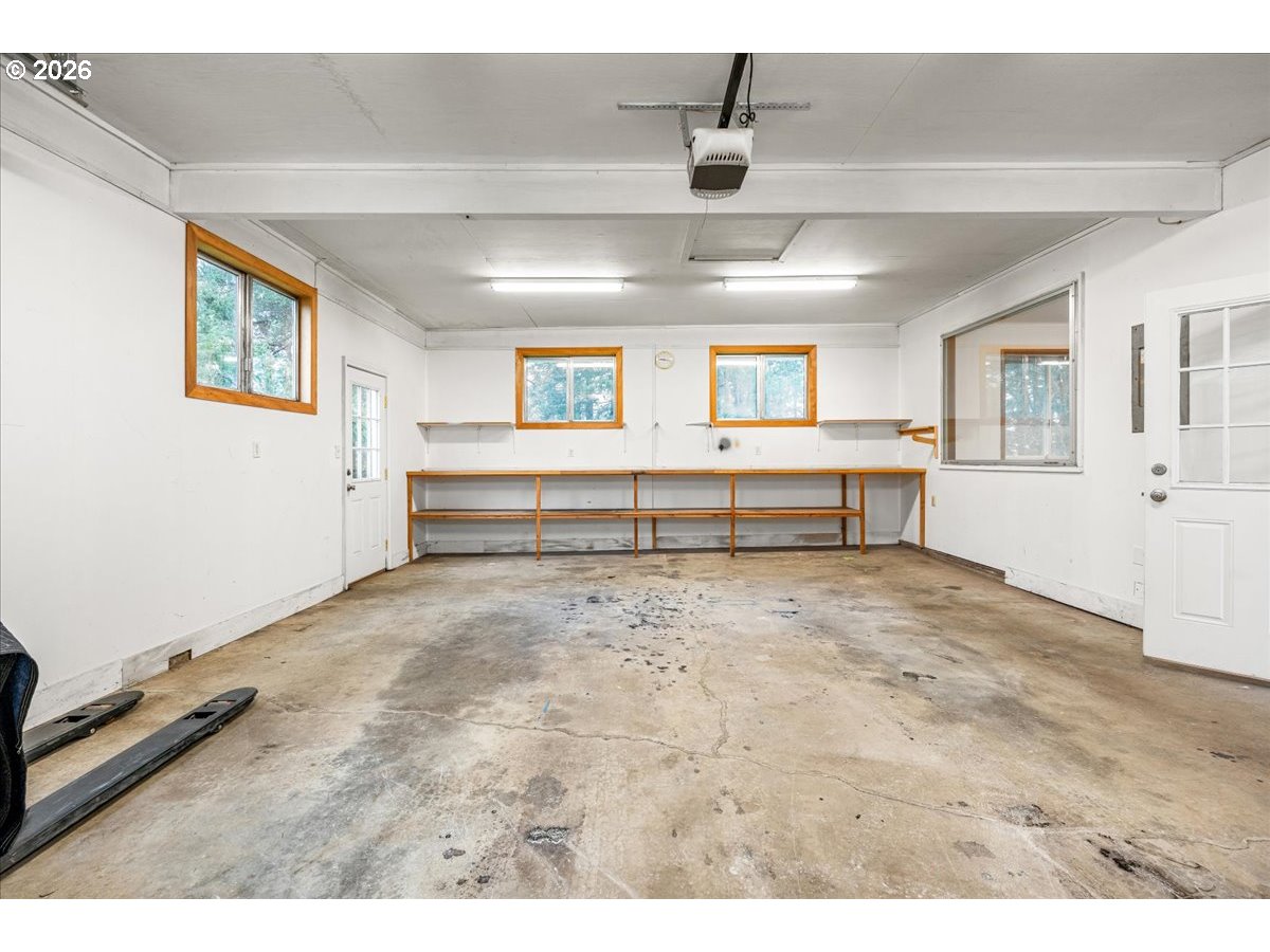 45777 Southwest Maple Lane Gaston, OR 97119 - Photo 26 of 39