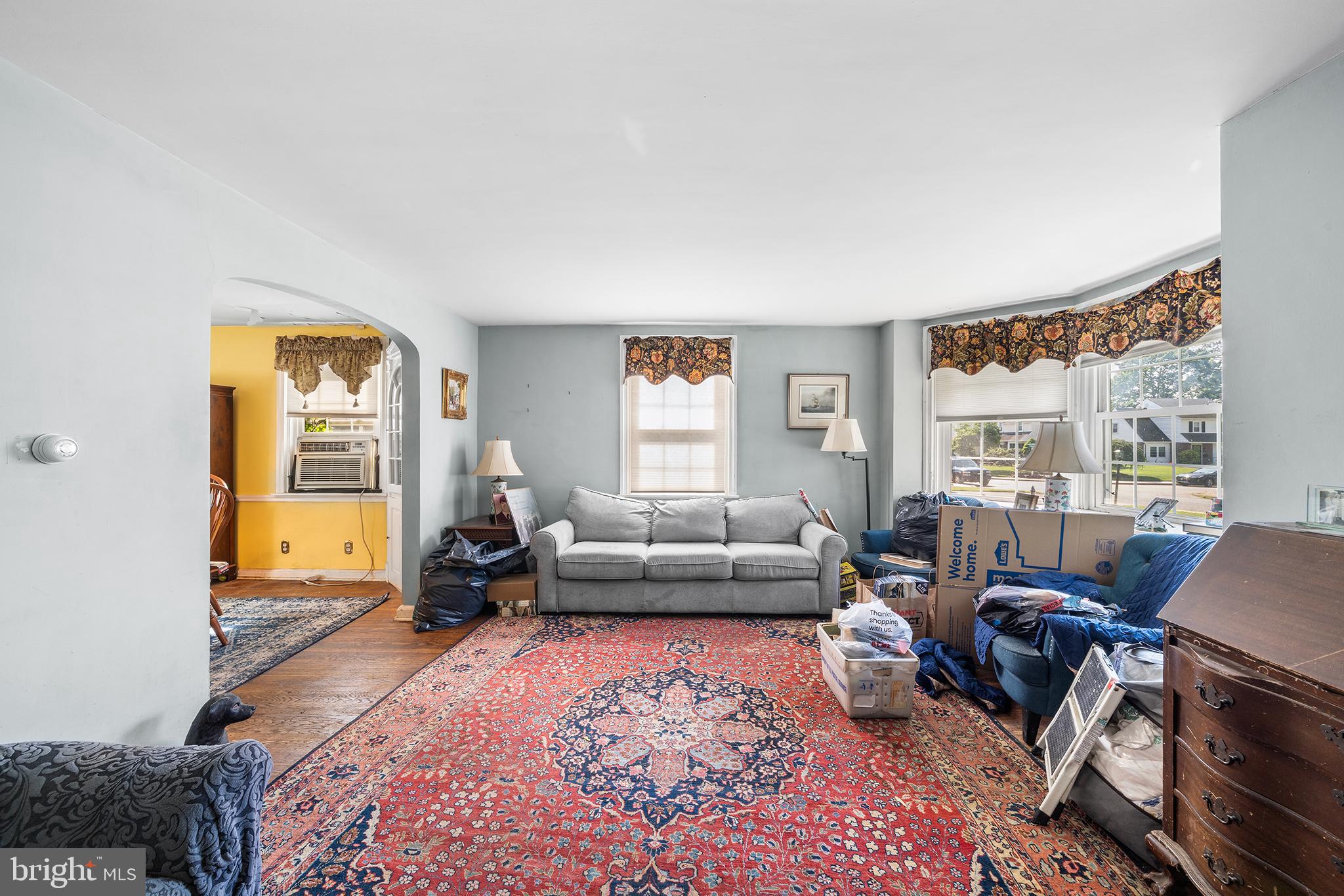 516 Cumberland Road Havertown, PA 19083 - Photo 7 of 18 Living Room