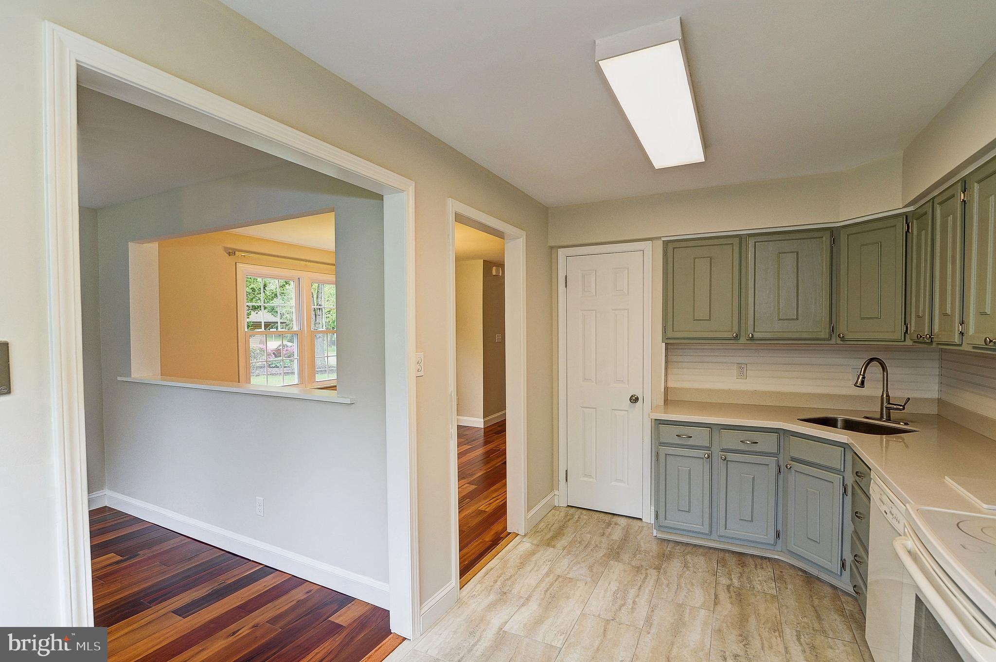 13 Sandy Ridge Drive Doylestown, PA 18901 - Photo 11 of 28 Gallery Image 11